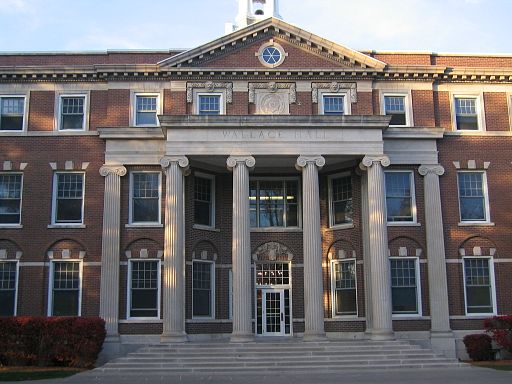 Monmouth_College_-_Wallace_Hall